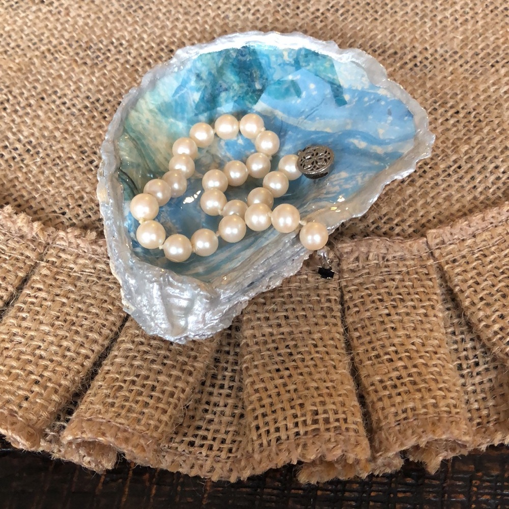 Oyster Shell Ring & Trinket Dish